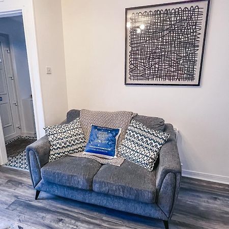 Staybynumbers - Belfast City Centre & Parking מראה חיצוני תמונה